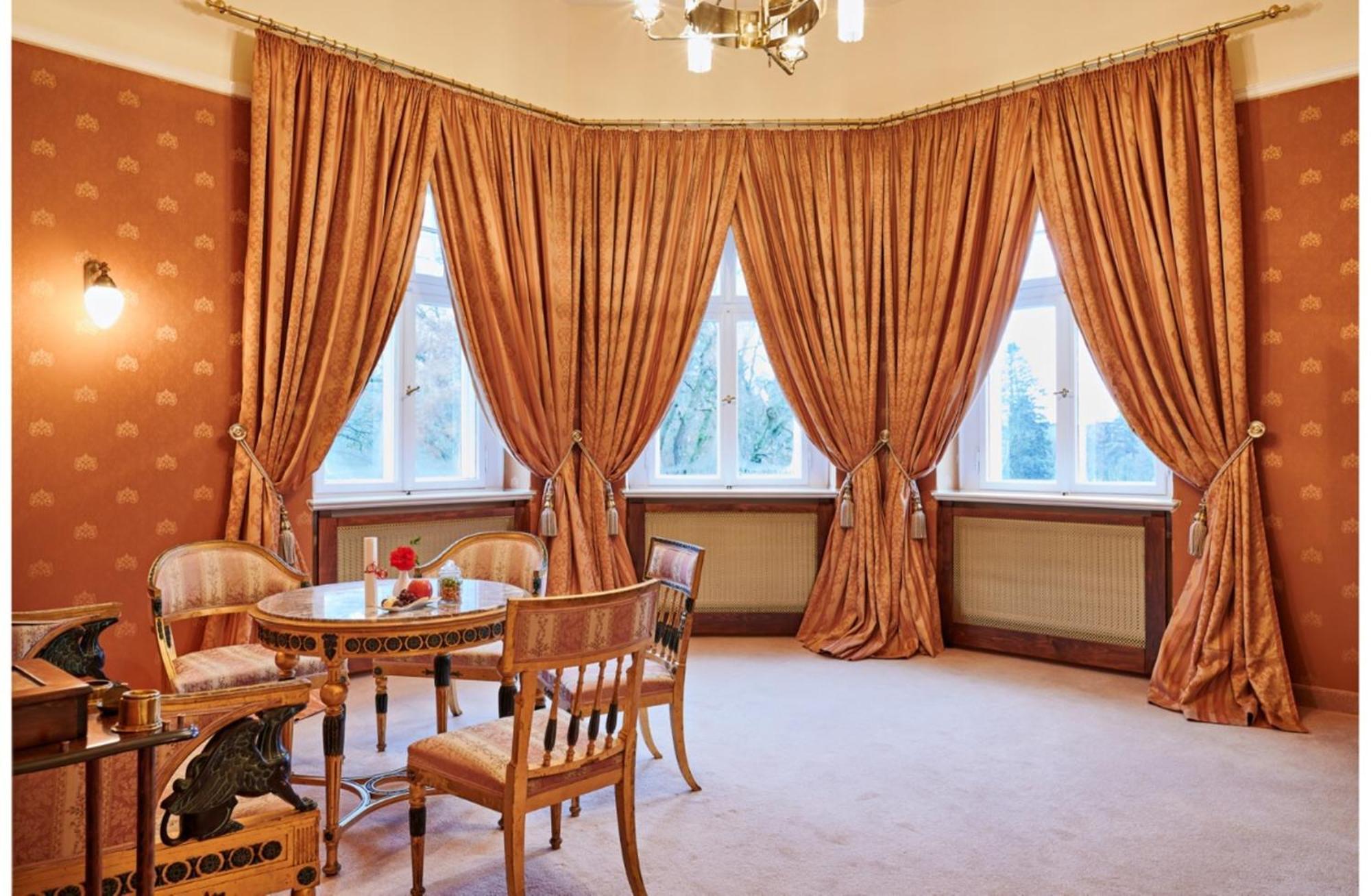 Hotel Bernsteinschloss 5*