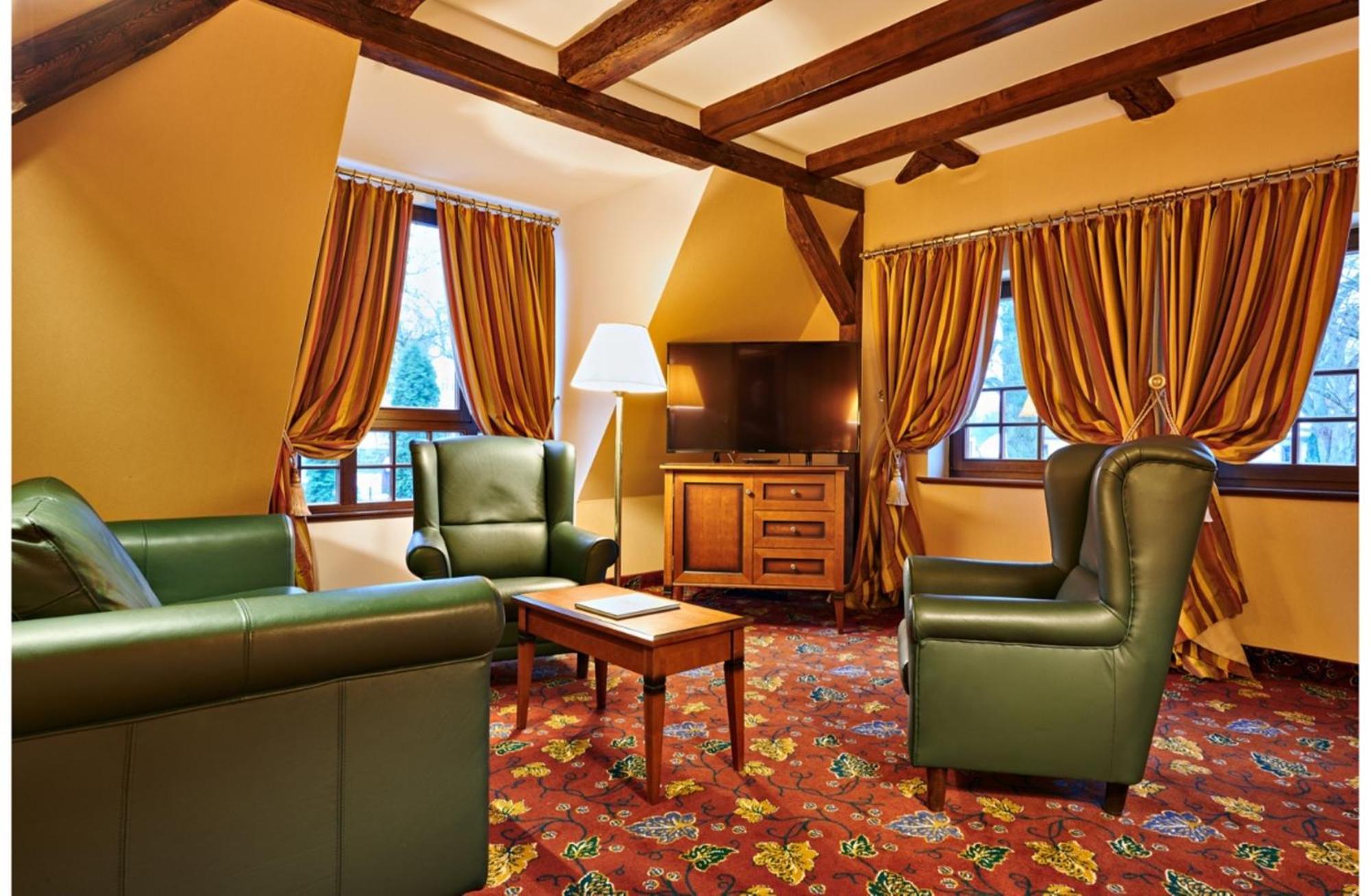 Bernsteinschloss 5*