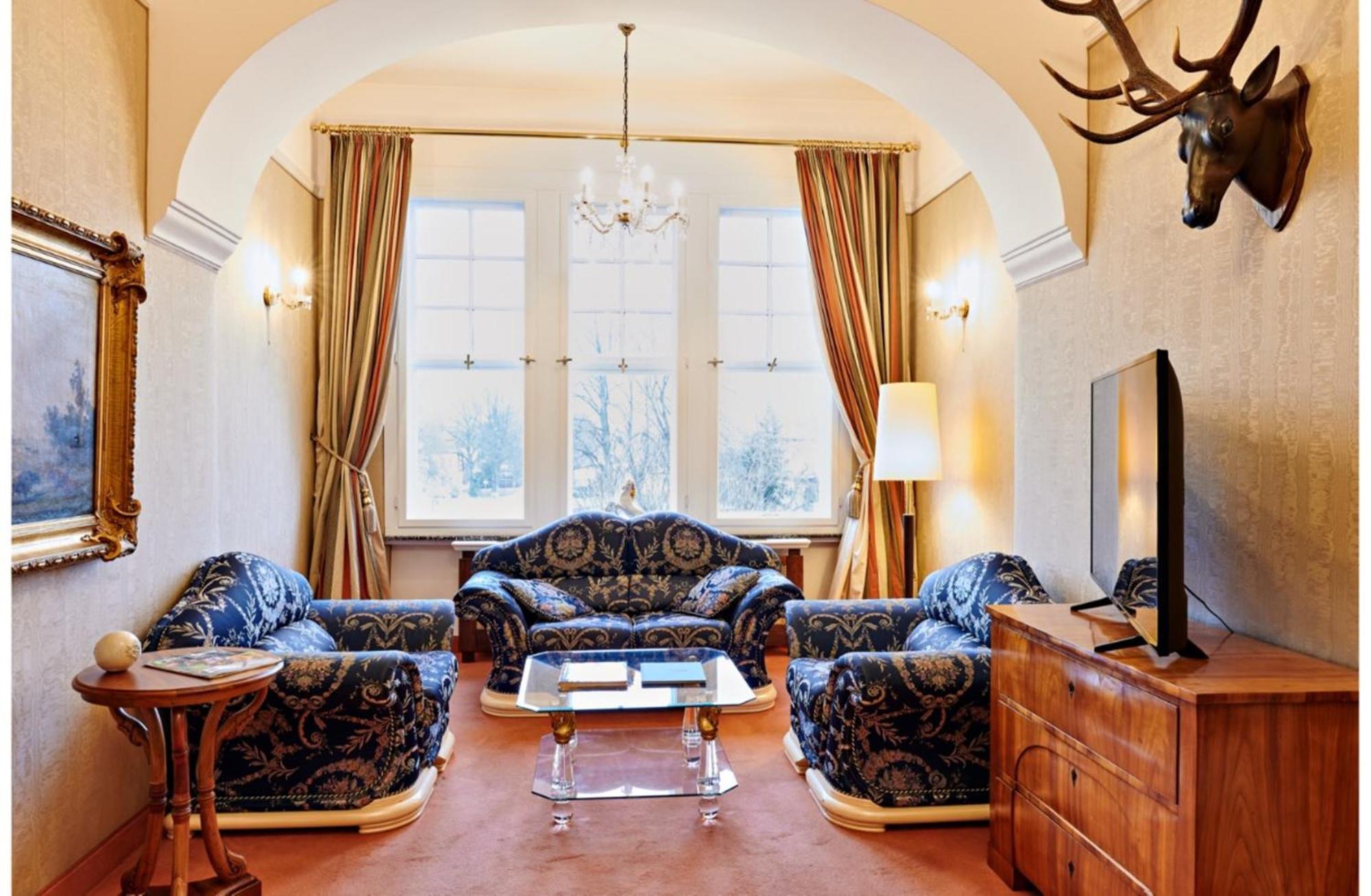Hotel Bernsteinschloss Wendorf (Kuhlen-Wendorf)